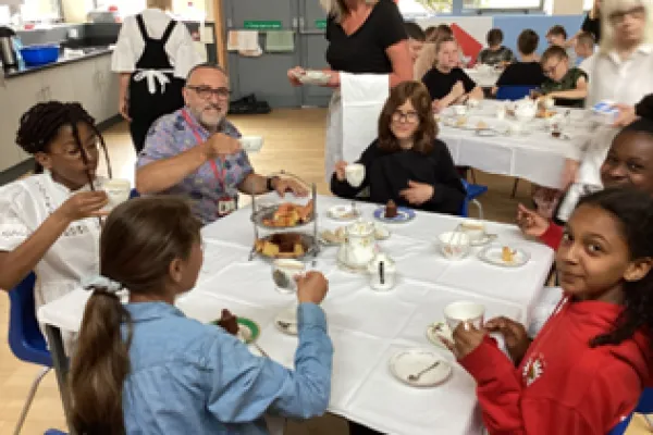 Pupils having afternoon tea